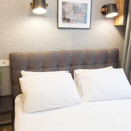 Well Located Studio - Yaroslavska Str. 21 Apartment Harkiv Exterior foto