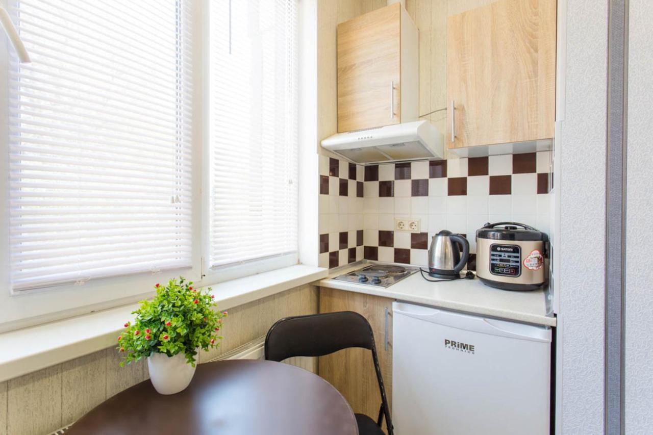 Well Located Studio - Yaroslavska Str. 21 Apartment Harkiv Exterior foto