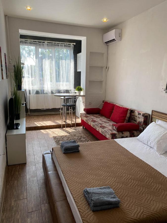 Well Located Studio - Yaroslavska Str. 21 Apartment Harkiv Exterior foto