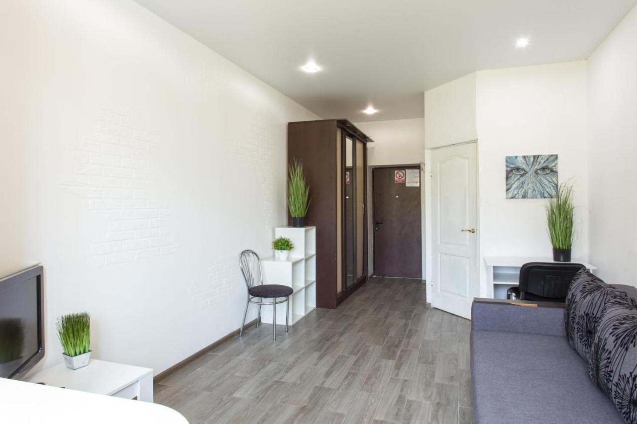 Well Located Studio - Yaroslavska Str. 21 Apartment Harkiv Exterior foto